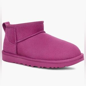 NIB $140 UGG® Ultra Mini Classic Boot in Mangosteen (pink) - size 5!